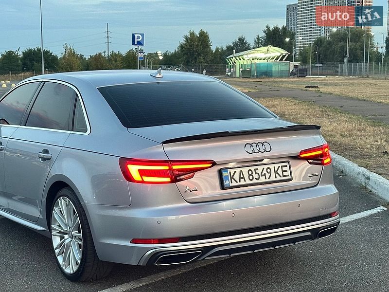 Седан Audi A4 2018 в Киеве