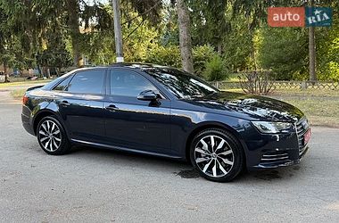Седан Audi A4 2017 в Умані