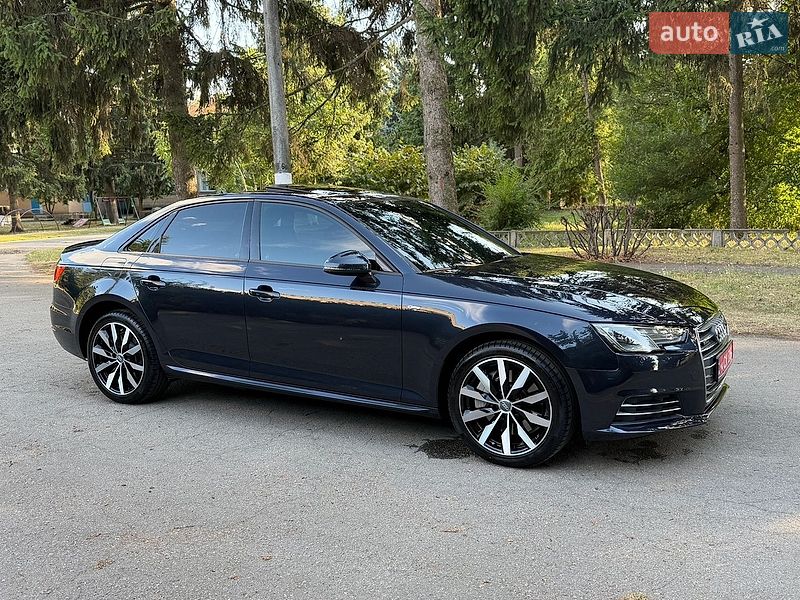 Седан Audi A4 2017 в Умані