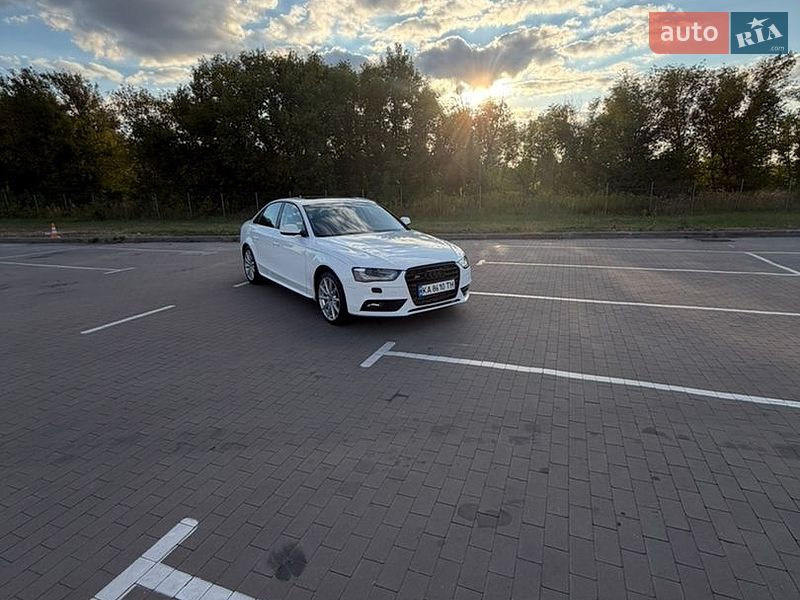 Седан Audi A4 2015 в Борисполі