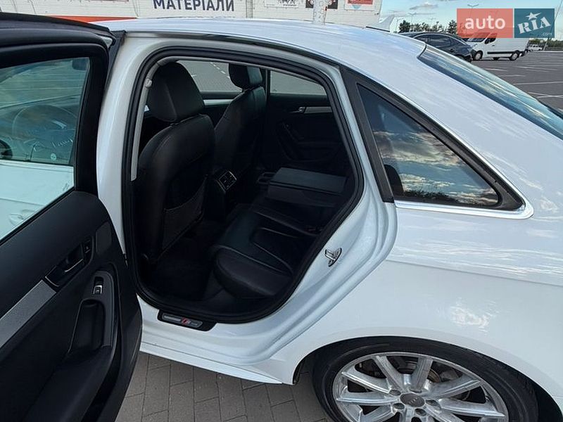 Седан Audi A4 2015 в Борисполі