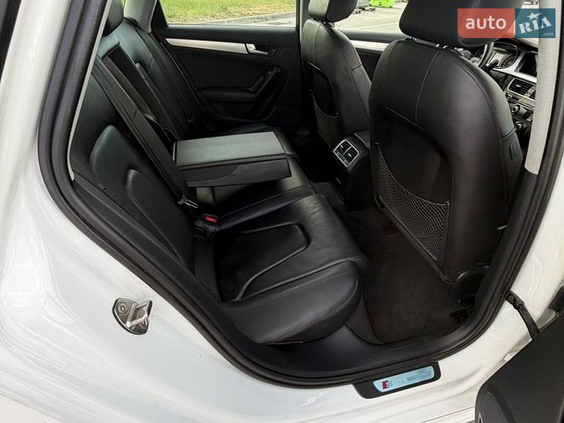 Седан Audi A4 2015 в Борисполі