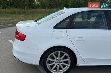 Седан Audi A4 2015 в Борисполі