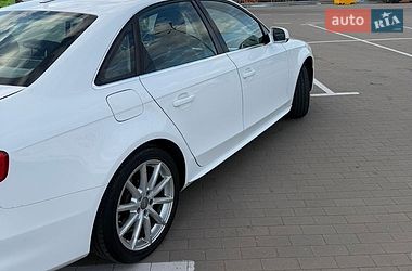 Седан Audi A4 2015 в Борисполі
