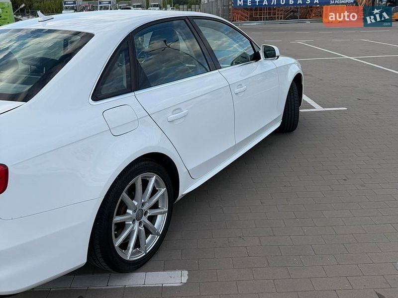 Седан Audi A4 2015 в Борисполі