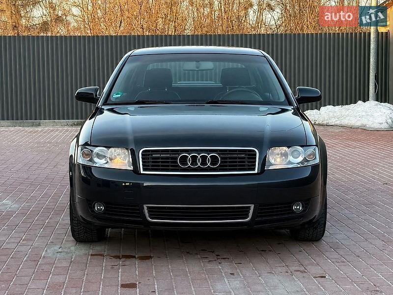 Audi A4 2004 Audi A4 2004