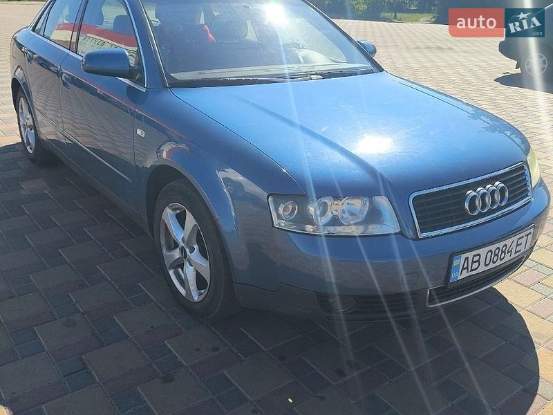 Седан Audi A4 2002 в Гайсине