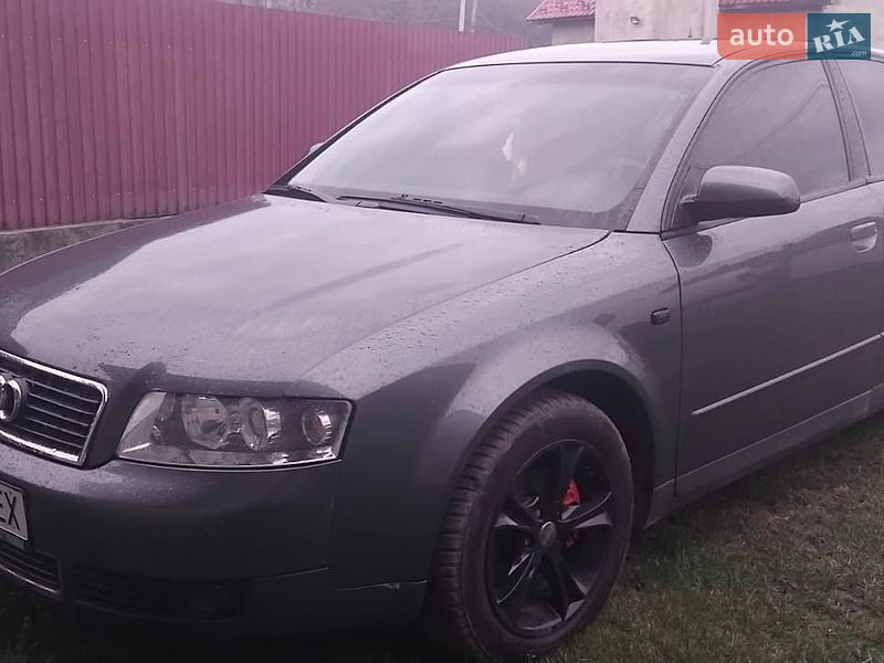Седан Audi A4 2001 в Глыбокой