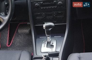 Седан Audi A4 2001 в Глыбокой