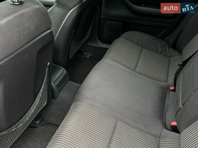 Універсал Audi A4 2004 в Ірпені