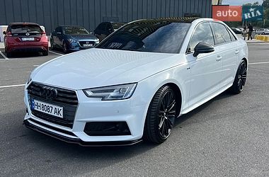 Седан Audi A4 2016 в Киеве