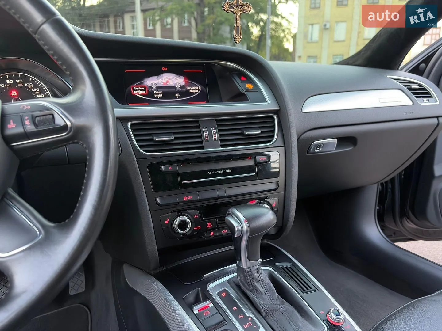2012 Audi A4 - мініатюра 12