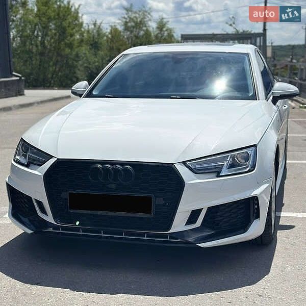 Седан Audi A4 2018 в Києві