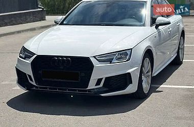 Седан Audi A4 2018 в Києві