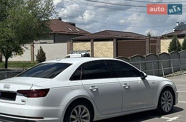 Седан Audi A4 2018 в Киеве