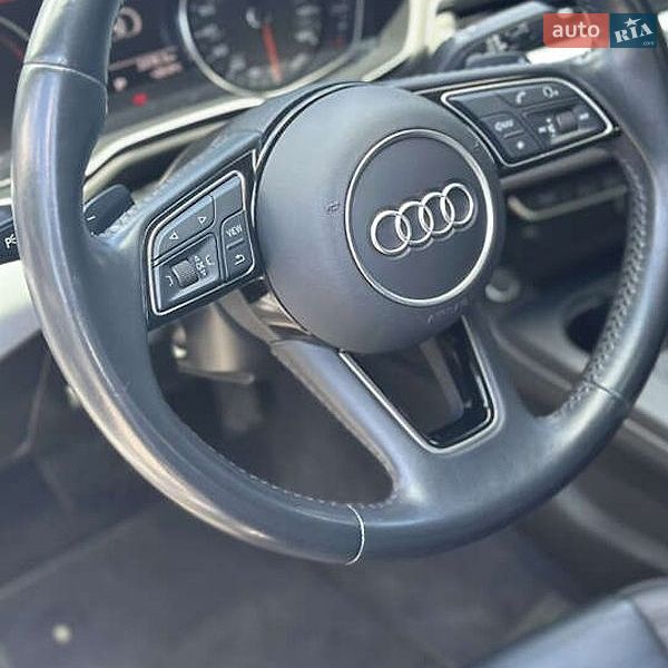 Седан Audi A4 2018 в Києві