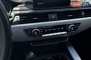 Седан Audi A4 2018 в Києві