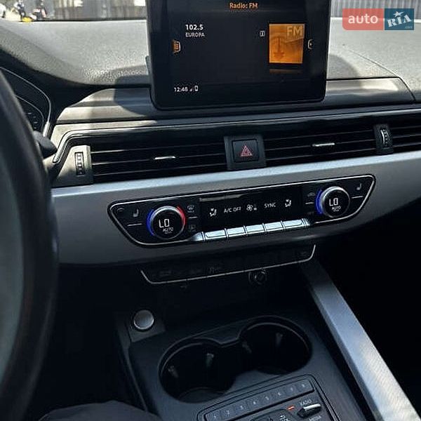 Седан Audi A4 2018 в Києві