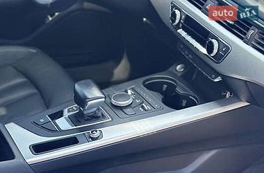 Седан Audi A4 2018 в Києві