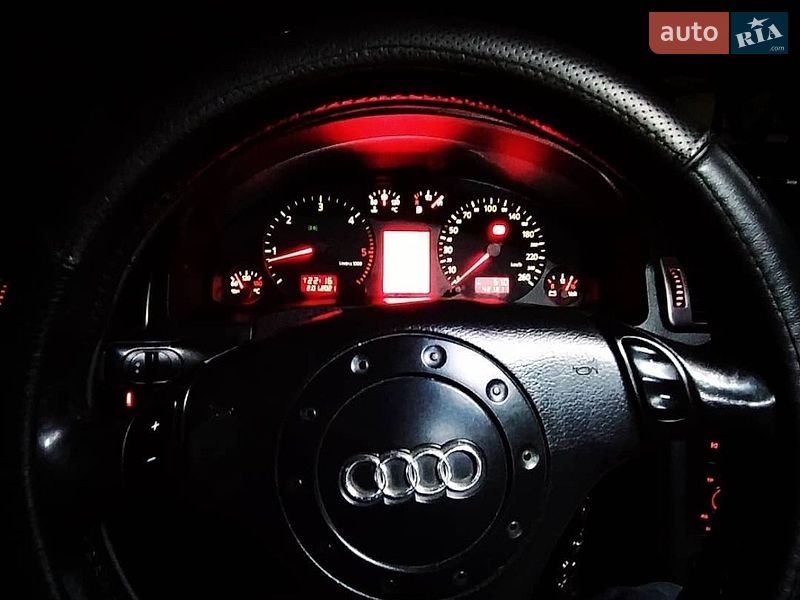 Універсал Audi A4 1998 в Львові