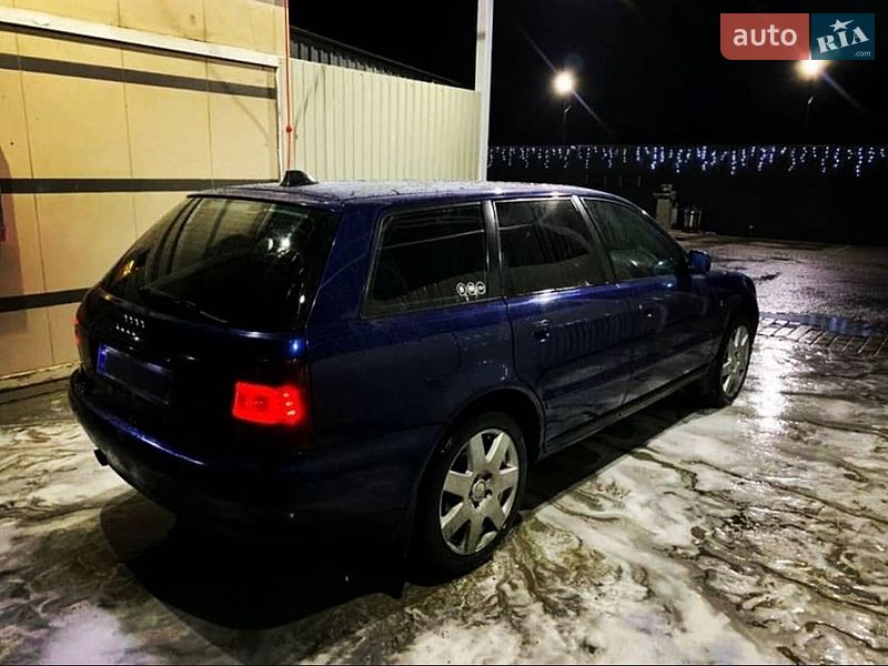 Універсал Audi A4 1998 в Львові