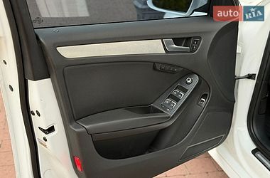 Седан Audi A4 2013 в Львові