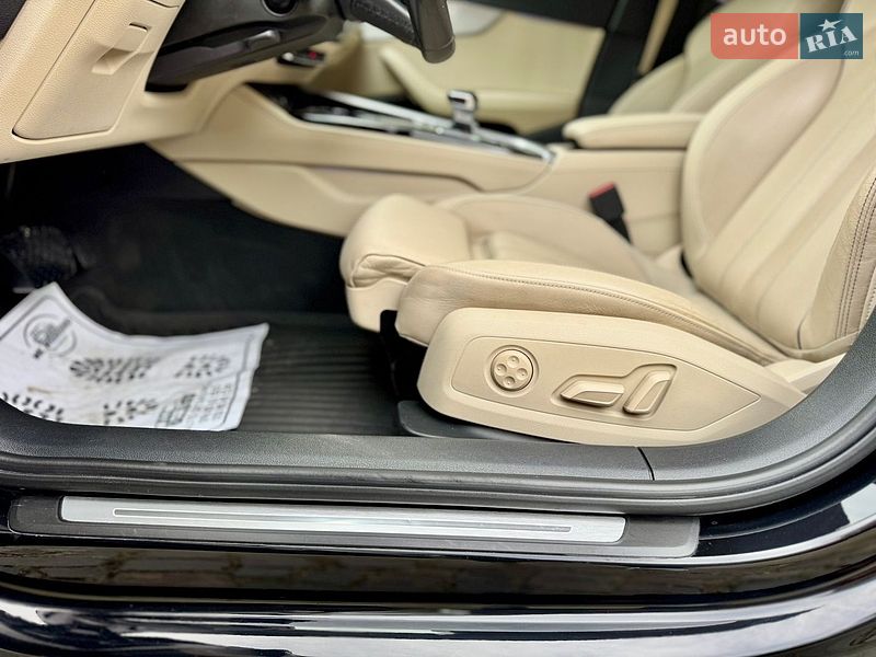 Седан Audi A4 2022 в Мукачевому