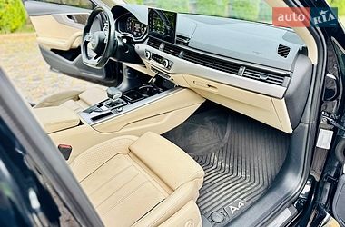 Седан Audi A4 2022 в Мукачевому