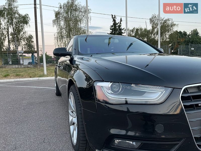 Седан Audi A4 2012 в Житомире