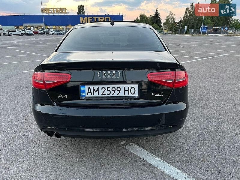 Седан Audi A4 2012 в Житомире