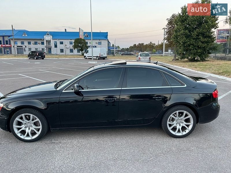 Седан Audi A4 2012 в Житомире