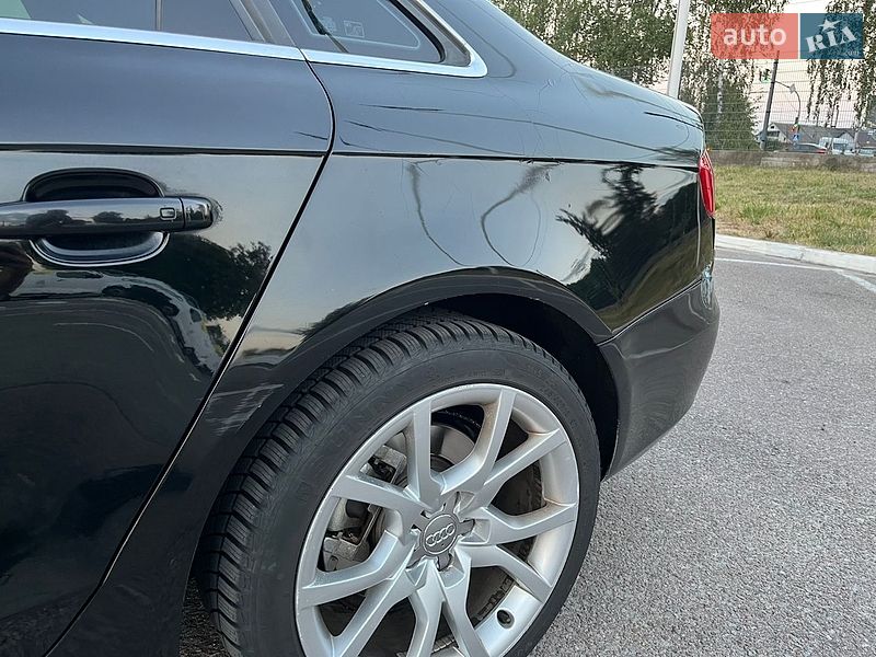 Седан Audi A4 2012 в Житомире