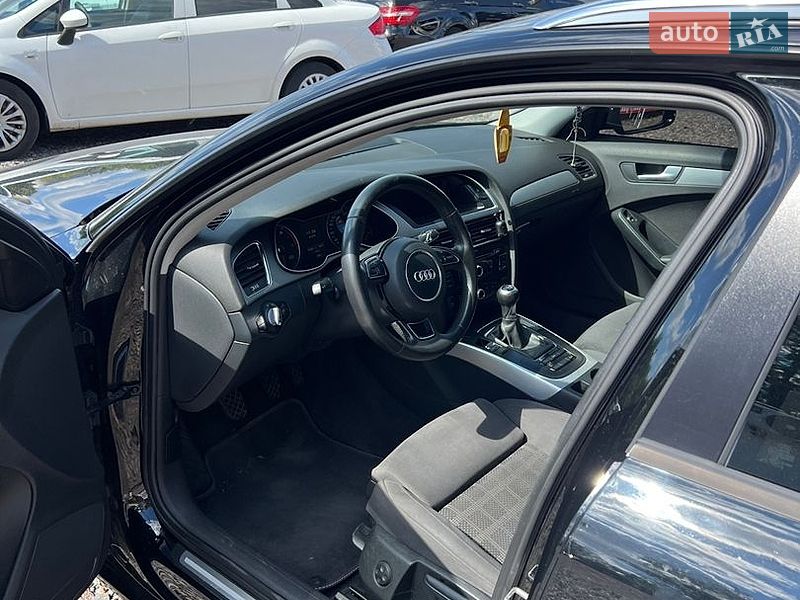 Універсал Audi A4 2012 в Черкасах