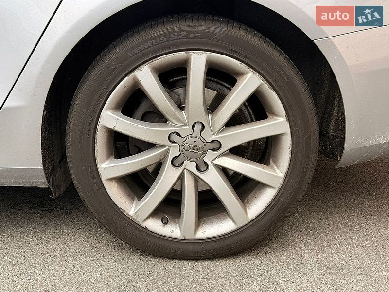 Седан Audi A4 2014 в Києві фото 4 Седан Audi A4 2014 в Києві