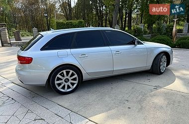Універсал Audi A4 2010 в Жовкві