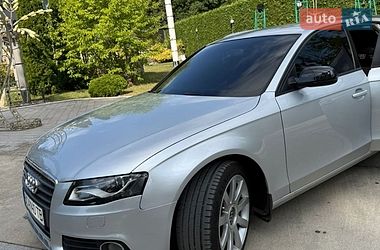 Універсал Audi A4 2010 в Жовкві