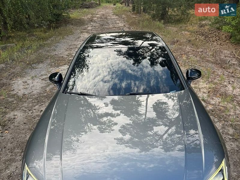 Седан Audi A4 2018 в Києві