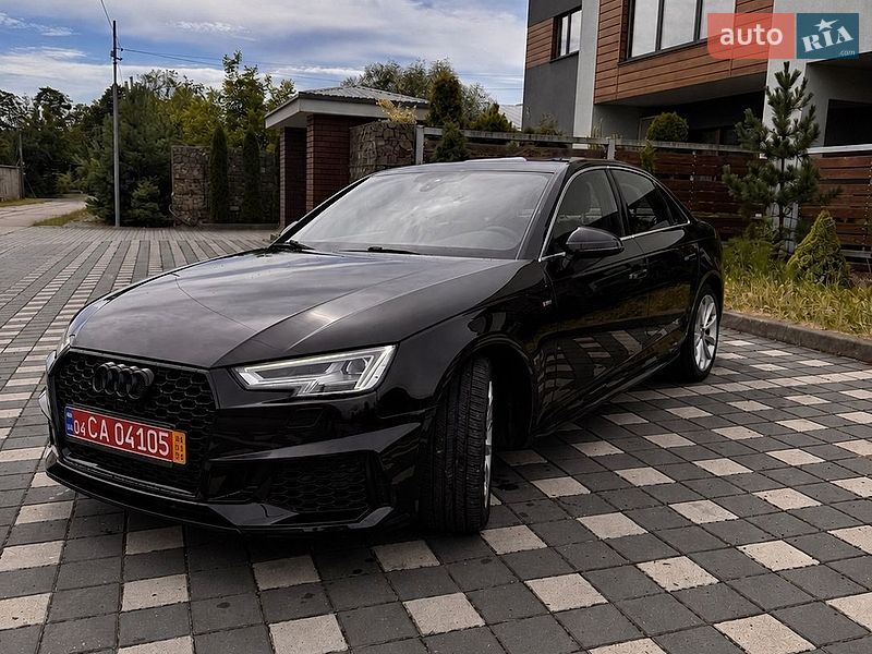 Седан Audi A4 2019 в Стрые