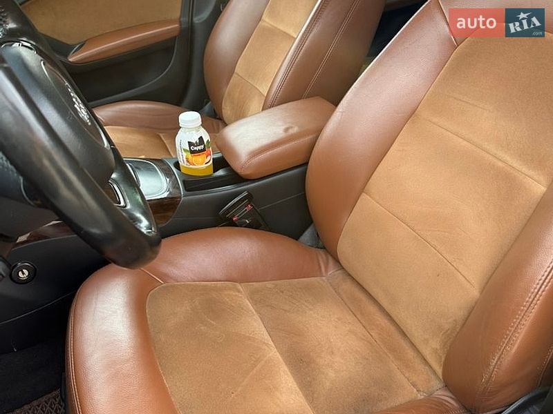 Седан Audi A4 2012 в Ізмаїлі