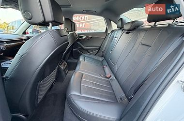 Седан Audi A4 2019 в Стрые