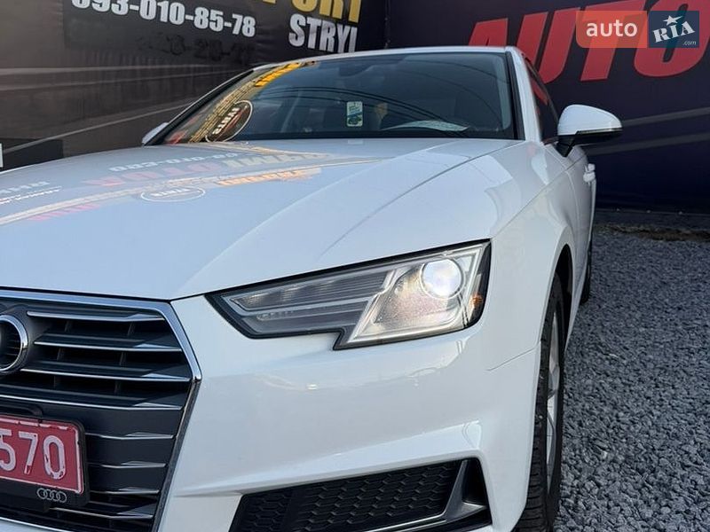 Седан Audi A4 2019 в Стрые