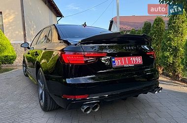 Седан Audi A4 2018 в Стрые