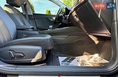 Седан Audi A4 2018 в Стрые