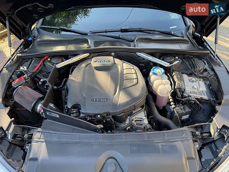 Седан Audi A4 2018 в Стрые