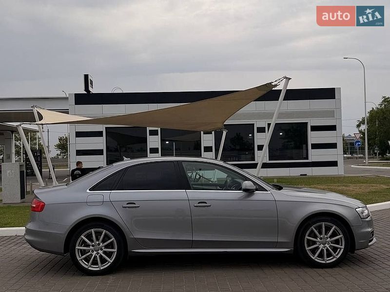 Седан Audi A4 2015 в Миколаєві