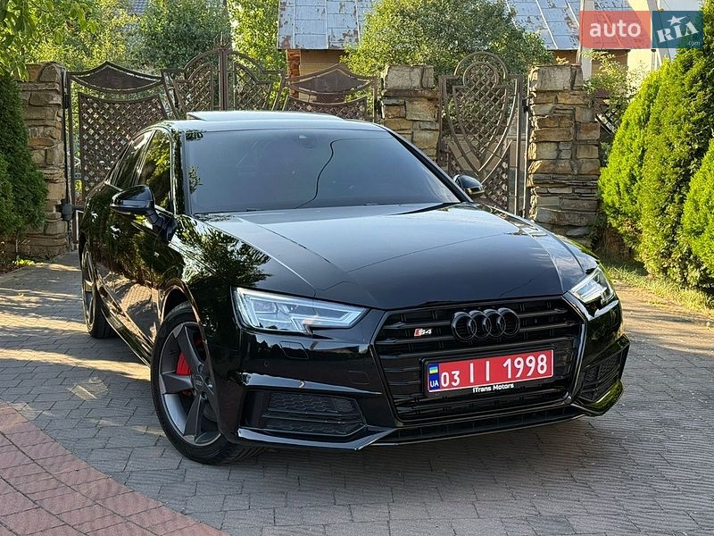Седан Audi A4 2018 в Стрые