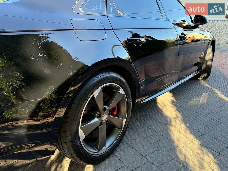 Седан Audi A4 2018 в Стрию