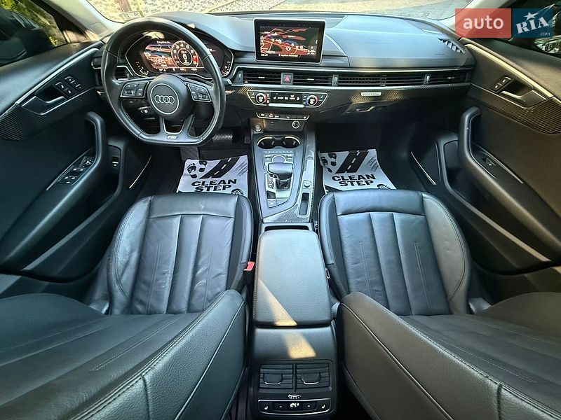 Седан Audi A4 2018 в Стрию