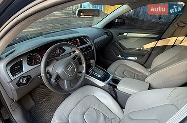 Седан Audi A4 2009 в Чернігові
