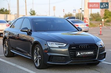 Седан Audi A4 2018 в Киеве